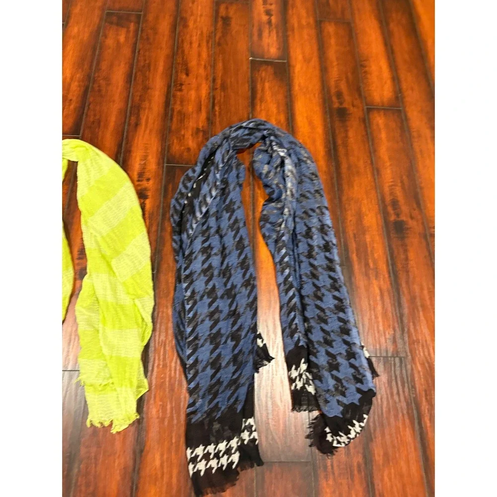 Lot Of 4‎ Scarves Tie Dye Houndstooth Floral Lightweight Fashion Accessories